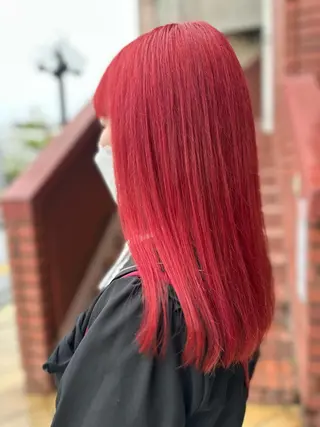 ロング カラー 横山 千春のヘアスタイル