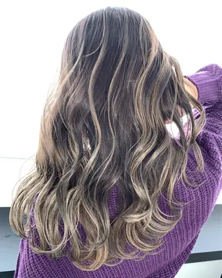 カラー LINOET名古屋 ブリーチ/ハイトーンのヘアスタイル