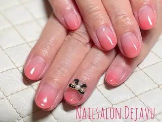 ネイル Nail salon Dejavu 🌿のネイルデザイン