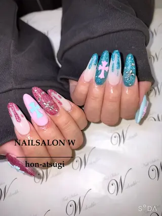 ネイル ネイルサロン ダブルのネイルデザイン