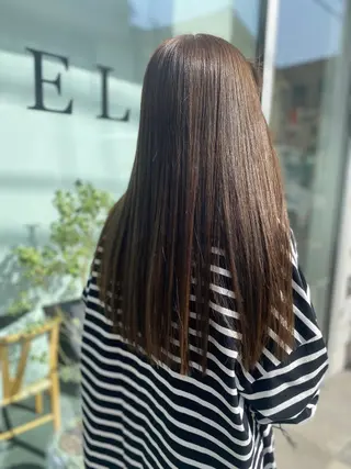 ロング 徳重 美香のヘアスタイル