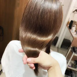 セミロング 髪質改善特化 安東駿介のヘアスタイル