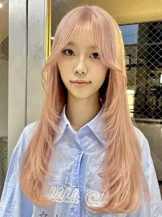 ロング ARCANAブリーチ ダブルカラー🌟原宿のヘアスタイル
