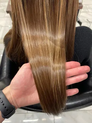 セミロング 大阪美容師 井上智博のヘアスタイル