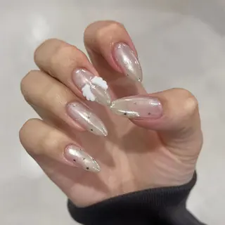 ネイル SHIORI🐈‍⬛ 韓国⌇ワンホンネイルのネイルデザイン