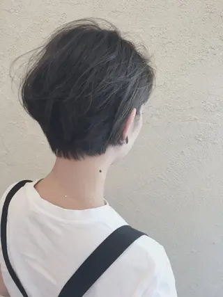 ショート カラー TAKA 【髪質改善】のヘアスタイル