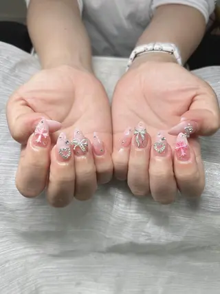 ネイル Lee Nailsのネイルデザイン