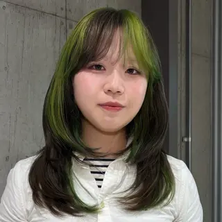 セミロング カラー 最強デザインカラー/ ブリーチ/アヤミ🌟のヘアスタイル