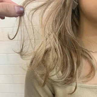 カラー 嶋 隆文のヘアスタイル