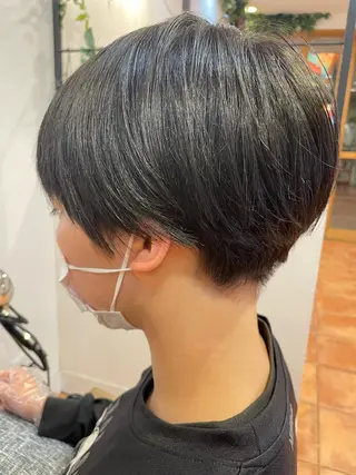 ショート 美髪ストレート/ メンズヘア/中田海斗のヘアスタイル