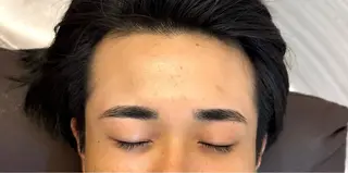 アイブロウ 坂口 月陽のヘアスタイル