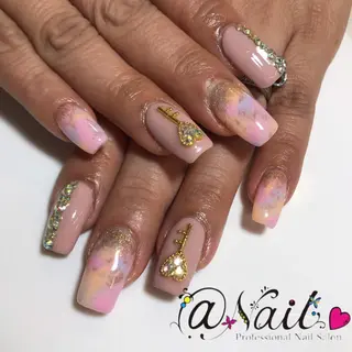 ネイル 小尾 栞のネイルデザイン