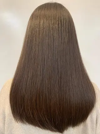 セミロング トップ スタイリストのヘアスタイル