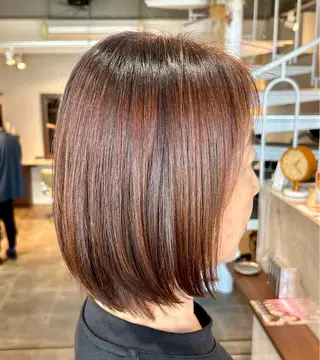 ミディアム 襟川 彩奈のヘアスタイル