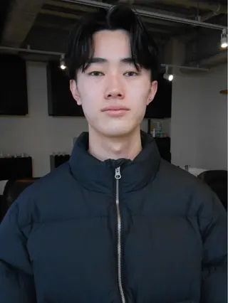 ミディアム パーマ メンズ グランジヘア 無造作ヘアHYUGAのヘアスタイル