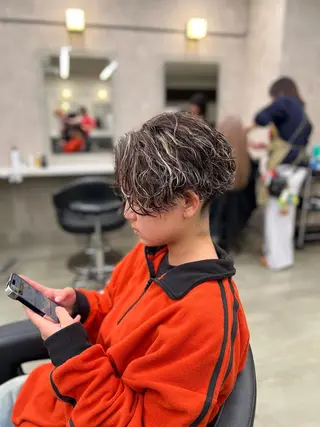 カラー メンズ 透明感×韓流ハイ トーン🫧RYUTAのヘアスタイル