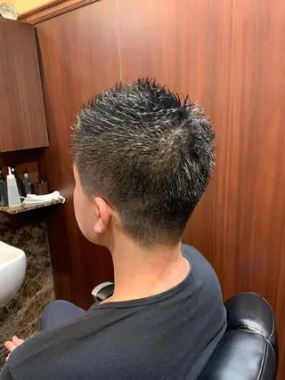 ショート 羽木 隆徒のヘアスタイル