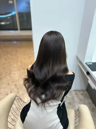 セミロング レイヤーカット┊ 透 明感カラー┊ YUIのヘアスタイル