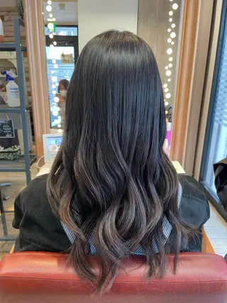 ロング なりたいを叶えます! 出口 紗依のヘアスタイル