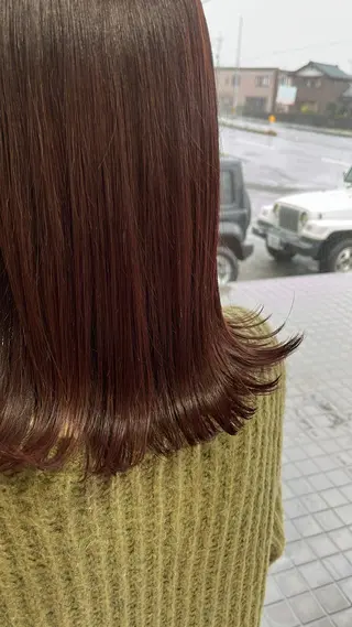 ミディアム alu yuinaのヘアスタイル