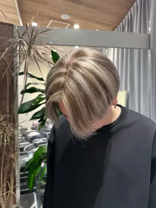 ショート カラー メンズ 💋ハイトーンデザイ ンヘア💋A'nyuのヘアスタイル