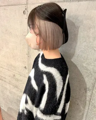 ミディアム カラー 西野 麻瑚のヘアスタイル