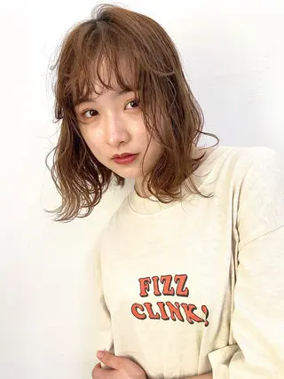 ミディアム カラー パーマ ヘアアレンジ メンズ キッズ ネイル マツエク・マツパ インナーカラー/ KANAのヘアスタイル