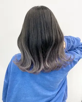 セミロング カラー 【公式】amble luxe池袋東口🩷のヘアスタイル