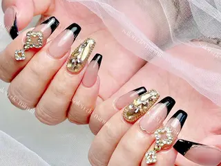 ネイル Momo 🤍のネイルデザイン
