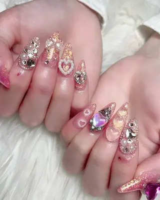 ネイル Feel ‪‪☺︎‬Yuriaのネイルデザイン