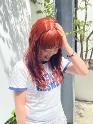 ロング カラー ミルクティー× グレージュMOMOのヘアスタイル