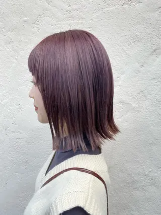 ミディアム M. YURIのヘアスタイル