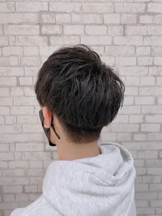 ショート ヘアアレンジ メンズ ブリーチなし艶カラー 東家のヘアスタイル