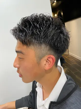ショート メンズ パーマモデル募集中 渥美翔人のヘアスタイル