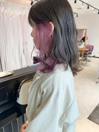 セミロング カラー 藤井 貴美子のヘアスタイル