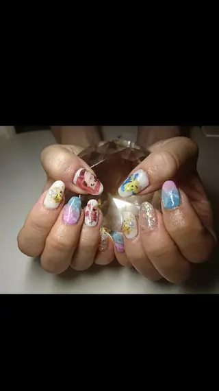 ネイル LAVISH nail salonのネイルデザイン