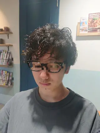 メンズ パーマ alushe 岡 陽子のヘアスタイル
