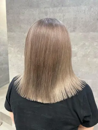 ミディアム 難波/ハイトーン 🦋AOI🦋のヘアスタイル