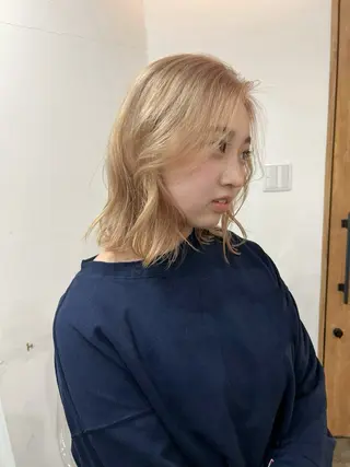 ミディアム いざわりお /梅田/ブリーチのヘアスタイル