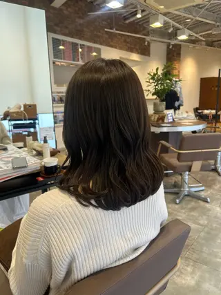 ミディアム カラー 永田 幸花のヘアスタイル