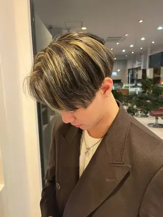 カラー メンズ 野呂 育摩のヘアスタイル