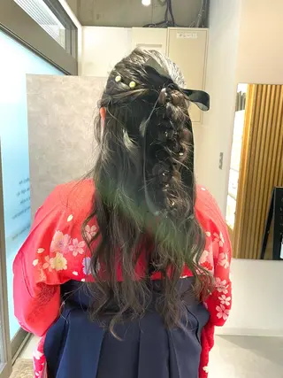 ロング ヘアアレンジ ダブルカラー,透け カラーHINARIのヘアスタイル