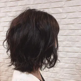 ミディアム 伊藤 さやかのヘアスタイル