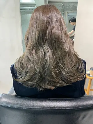 ロング 透明感/レイヤー🎀 春カラー/エリコ🌈のヘアスタイル