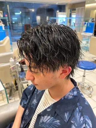 ミディアム パーマ メンズパーマ 副店長ユウタのヘアスタイル