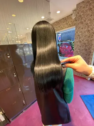 ロング 縮毛/髪質改善 上野颯太のヘアスタイル