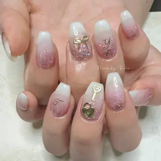 ネイル Nails by Kahoのネイルデザイン