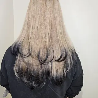 ロング 🇰🇷透明感×ハイ トーン🌟tomoのヘアスタイル