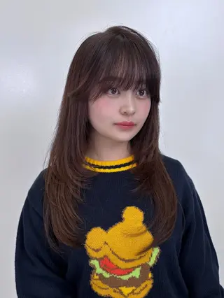 ミディアム 飯ヶ谷 成海のヘアスタイル