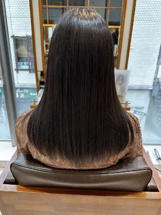 カラー セミロング MIYU/透明感 渋谷/ベージュカラーのヘアスタイル
